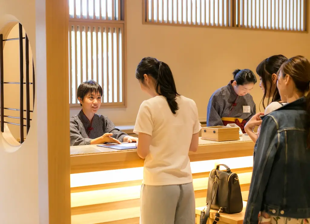 【「職業観」を育む職業体験プログラム】中学生を対象に『いにしえの宿 佳雲・お宿 月夜のうさぎ』で10月6日～8日に開催 画像 2