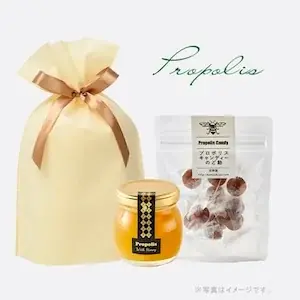 〈毎月1日、誰かにキモチを贈りたくなる「◯◯の日」を公開！〉“記念日”にちなんだ「giftee®」オリジナルのスマホ用壁紙カレンダー「おくりものカレンダー」10月18日(土)は「スウィーテスト・デー」 画像 7