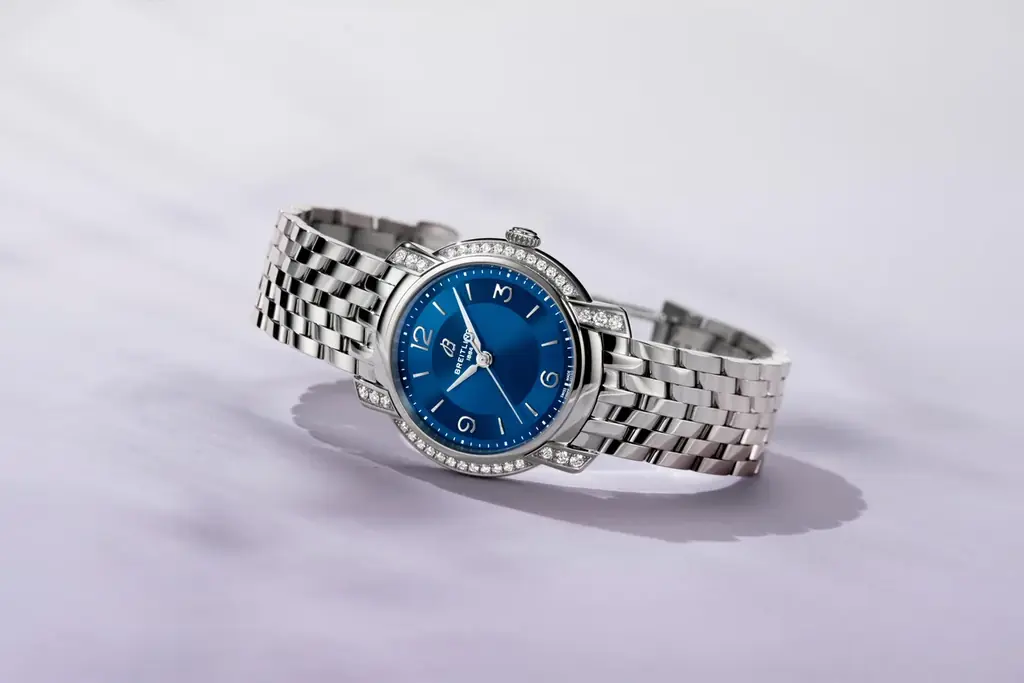 ブライトリングがレディ プレミエを発表：フォルムと色彩で魅了するデザイン 画像 5