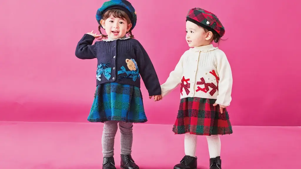 おでかけにぴったりな新作ニットが登場！「Toys」をテーマに冬を楽しむプレイフルなデザインニットがラインナップ 画像 9