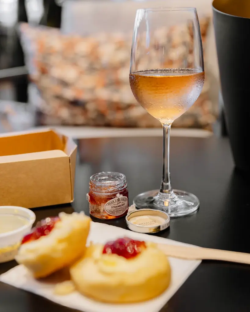 ラスト1週間！英国パビリオンでスコーンと愉しむ英国ワイン @大阪関西EXPO 画像 3