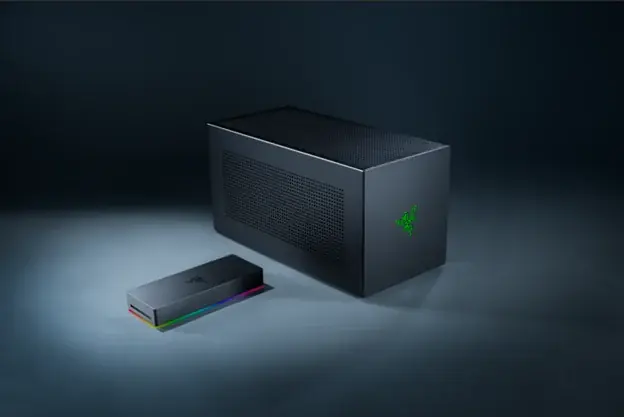 【Razer】次世代接続性能を誇る「Razer Thunderbolt™ 5 Dock Chroma」と「Razer Core X V2」を発表2025年10月10日（金）発売 画像 1