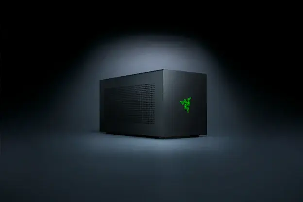 【Razer】次世代接続性能を誇る「Razer Thunderbolt™ 5 Dock Chroma」と「Razer Core X V2」を発表2025年10月10日（金）発売 画像 3