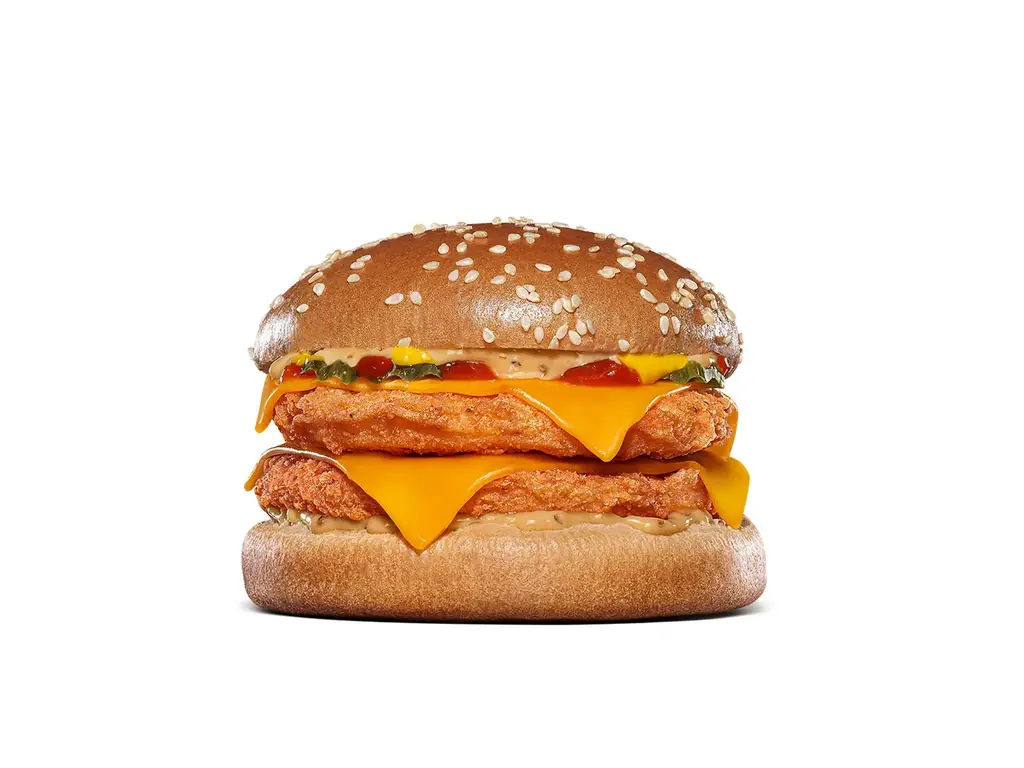 バーガーキング®と大人気マンガ『カグラバチ』がコラボ！特製スモーキーマヨソースを使用した本格バーガー「フレームスモーク」セット3種新発売！外薗健先生描き下ろしアクリルキーホルダーが必ず貰える（全3種） 画像 4