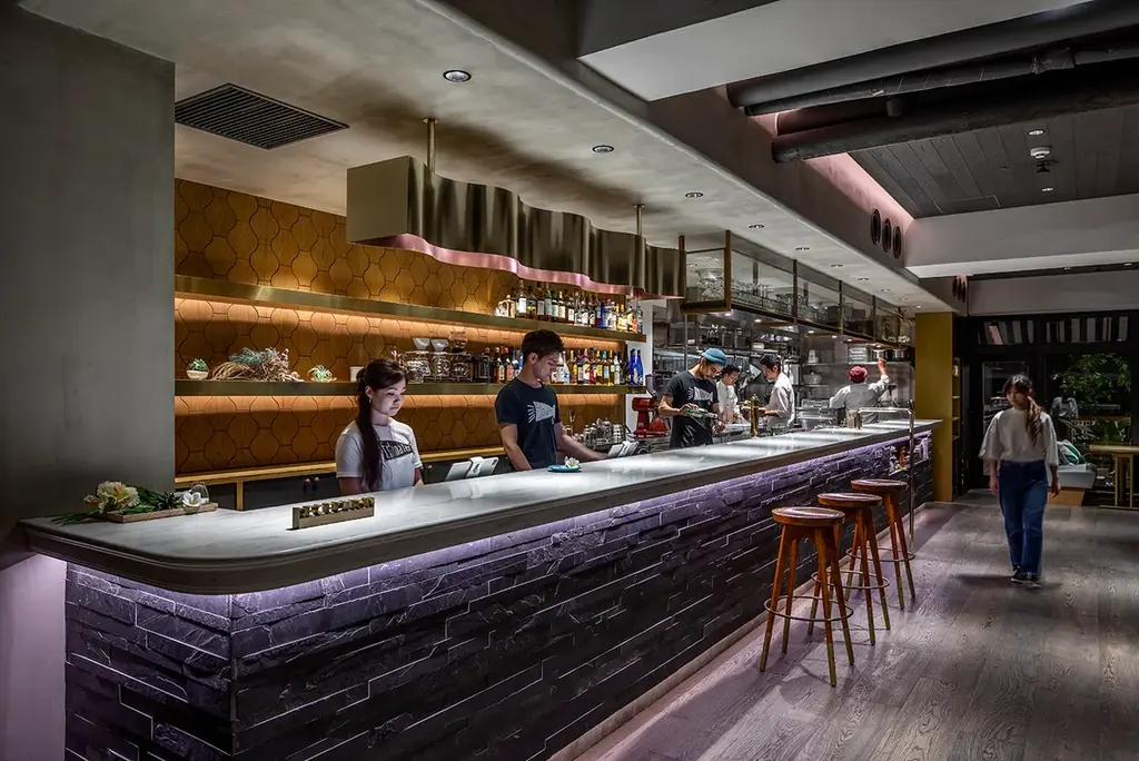 ライフスタイルホテル「ESTINATE HOTEL 那覇」にて、新しい沖縄に出会える、伝統とモダンが融合したブランド初のオリジナルアロマのグッズやギフト付き宿泊プランを販売開始 画像 2