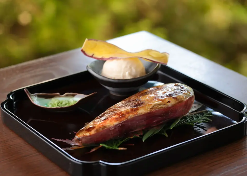 【翠嵐 ラグジュアリーコレクションホテル 京都】抹茶香る濃厚な秋の味覚「八翠のやきいも」を販売開始 画像 2