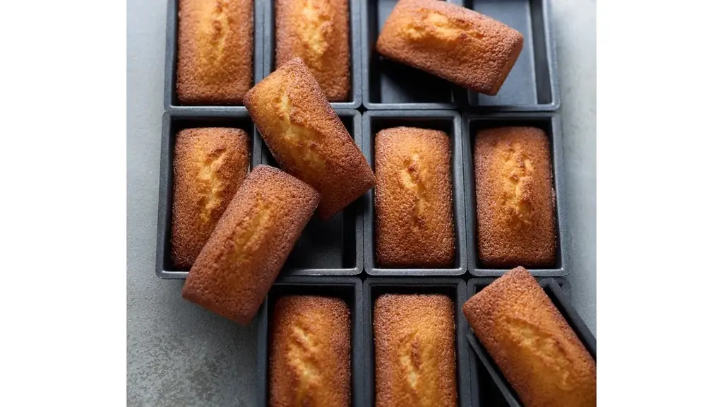 【洋菓子メーカー モロゾフ】小倉井筒屋限定　焼きたての「窯だしフィナンシェ」新発売 画像 2