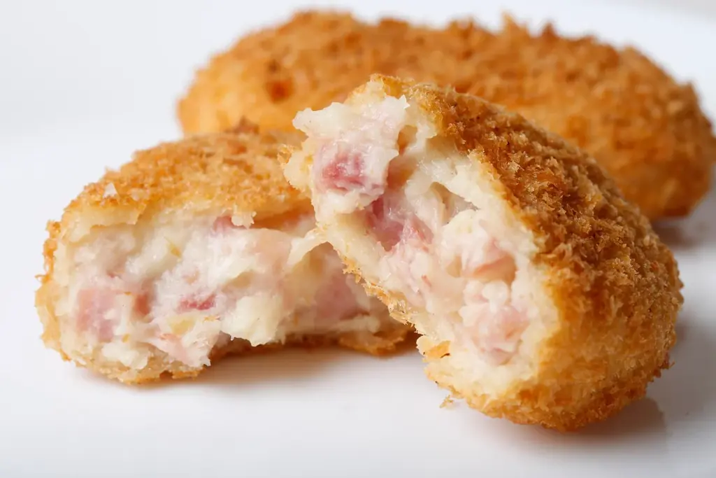 【創業125年の老舗】鎌倉ハム富岡商会が新ブランド1周年を記念！伝統製法の「熟成布巻きロースハム」特別販売や限定イベントを開催 画像 4