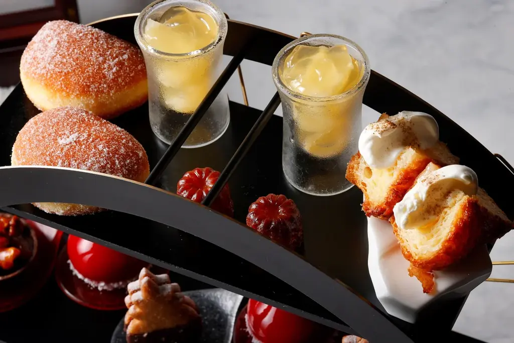 【ザ・カハラ・ホテル＆リゾート 横浜】まるでツリーを彩るような、甘美なオーナメントを味わう「クリスマスアフタヌーンティー」10月4日（土）12:00より予約開始 画像 4