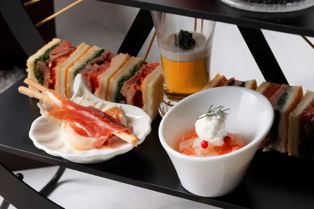 【ザ・カハラ・ホテル＆リゾート 横浜】まるでツリーを彩るような、甘美なオーナメントを味わう「クリスマスアフタヌーンティー」10月4日（土）12:00より予約開始 画像 6