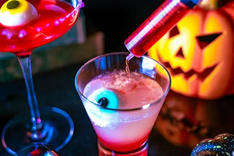 今年のハロウィーンはマジックショーも開催！ブッフェやアフタヌーンティー、夜にはBARまで宿泊でも日帰りでもハロウィーンの世界観に浸れる2週間のフェアを期間限定開催 画像 14