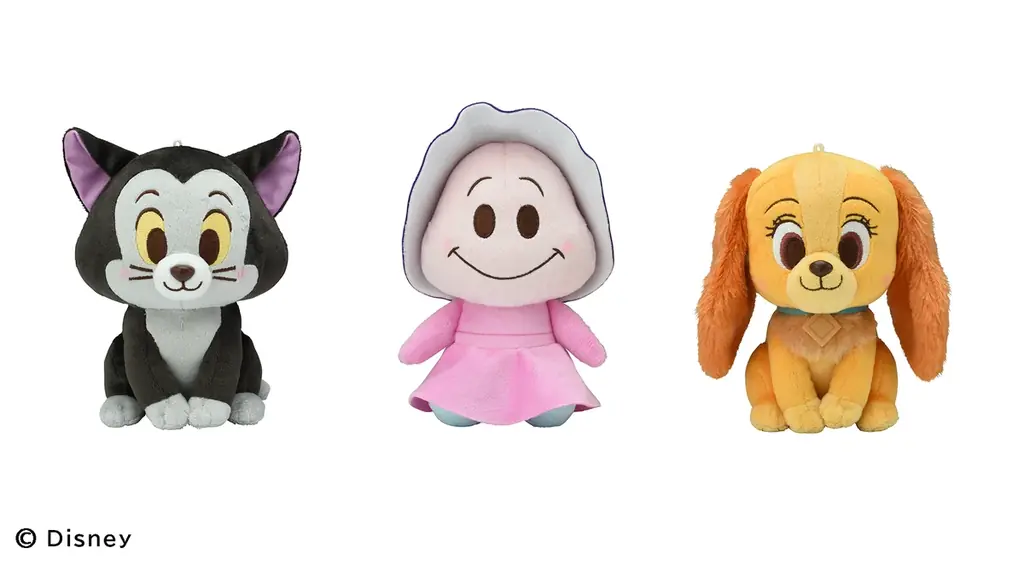 ディズニー作品で人気の3キャラクターが、ほんのり頬を染めてちょこんとおすわり！ 画像 1