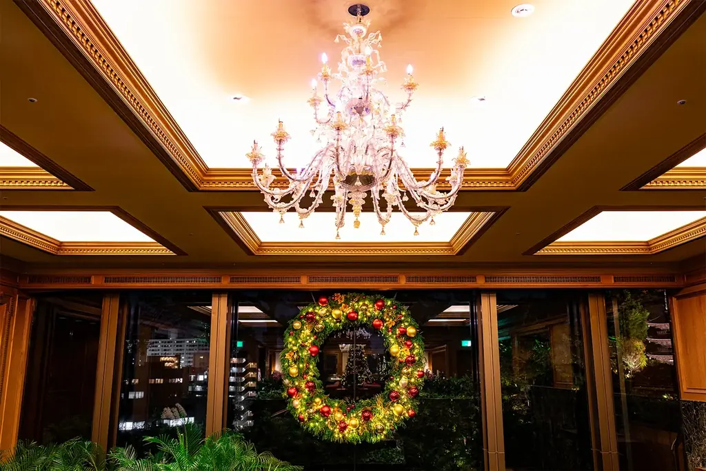 【ホテル椿山荘東京】サンタクロースからプレゼントのお渡しと記念撮影が付いた クリスマス限定ステイプランが10月9日より予約開始 画像 8