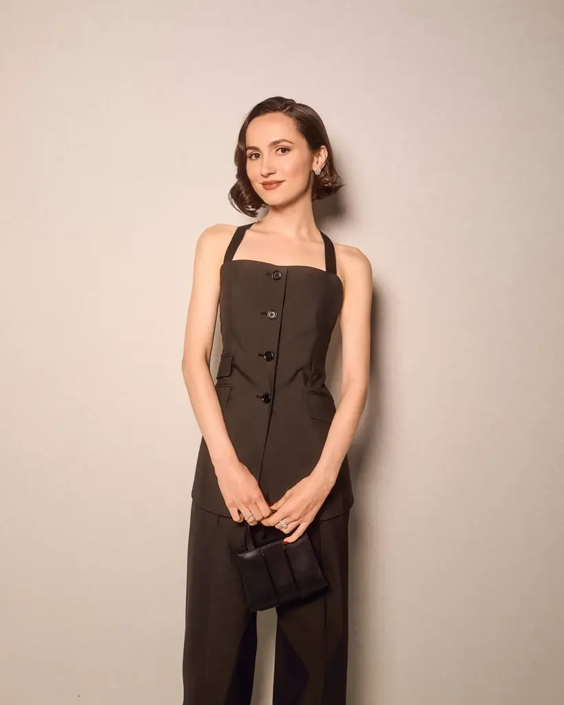 マックスマーラ、2025年「WIF Max Mara Face of the Future Award®」の受賞者としてモード・アパトウを発表 画像 1