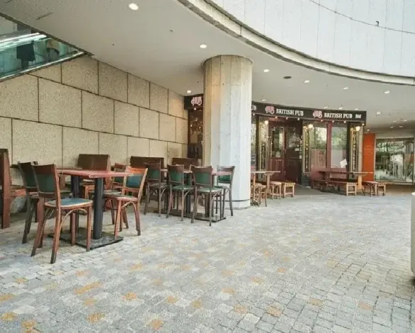 英国風PUB「HUB」✕舞台『チ。 ―地球の運動について―』コラボレーションカクテル発売！期間限定で作品をイメージしたカクテル3種が登場！ 画像 6