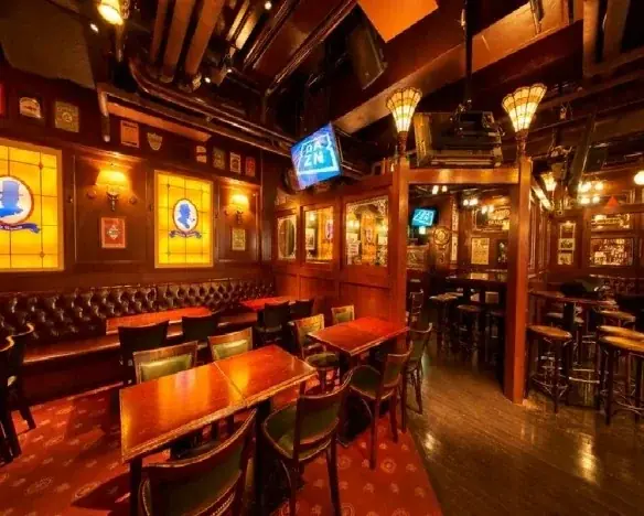 英国風PUB「HUB」✕舞台『チ。 ―地球の運動について―』コラボレーションカクテル発売！期間限定で作品をイメージしたカクテル3種が登場！ 画像 8