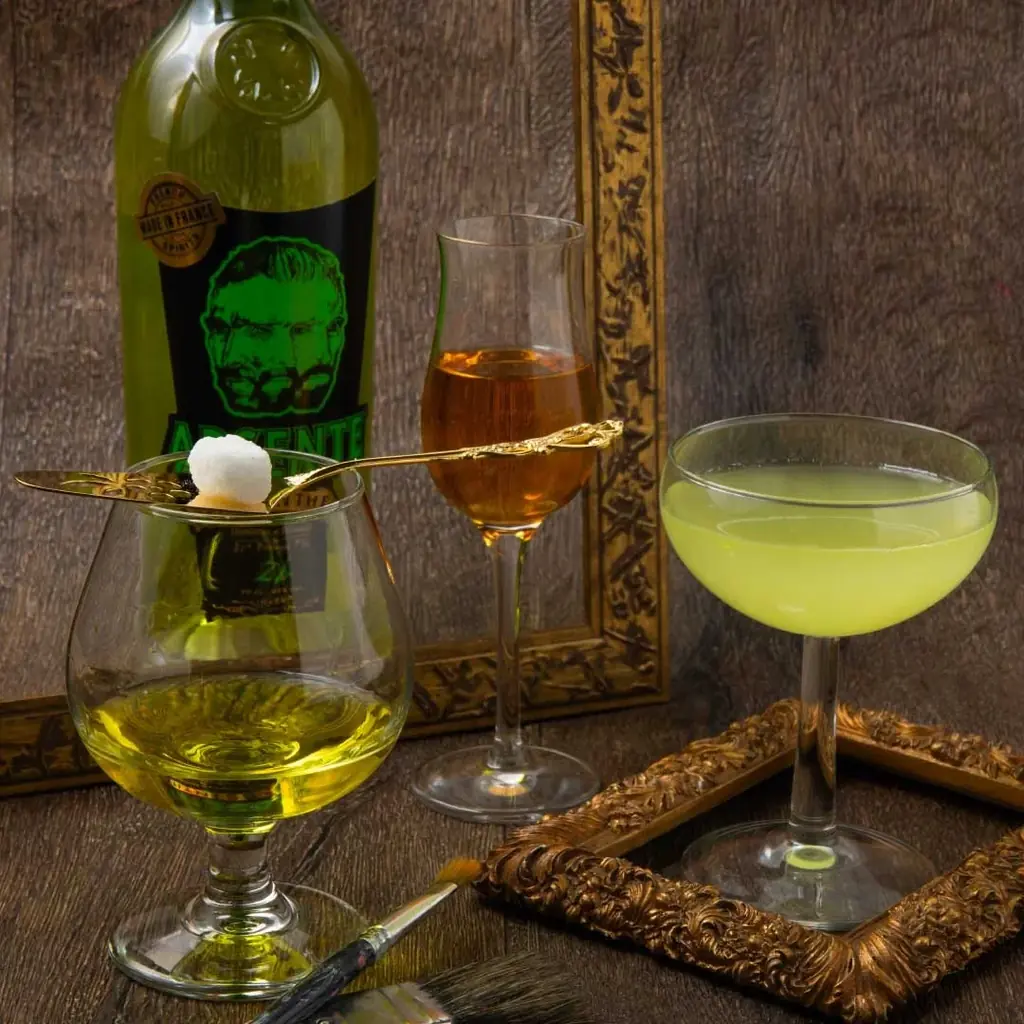 『大ゴッホ展 夜のカフェテラス（神戸市立博物館）』とのコラボメニューを展開。旧居留地・三宮・元町の6店舗で10月8日（水）より。展覧会半券提示で10％OFFも。 画像 5