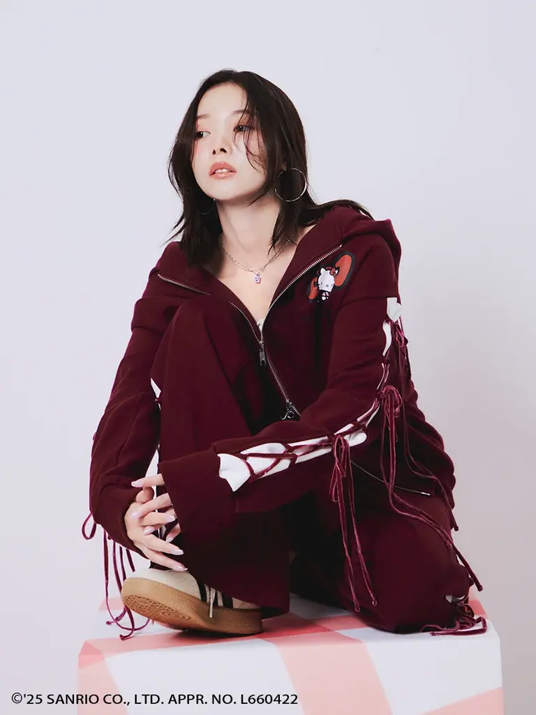 ＜SNIDEL(スナイデル)＞世界中で愛され続けているハローキティとのコラボレーションアイテムが全11型登場！＜10月8日(水)全国販売開始＞ 画像 5