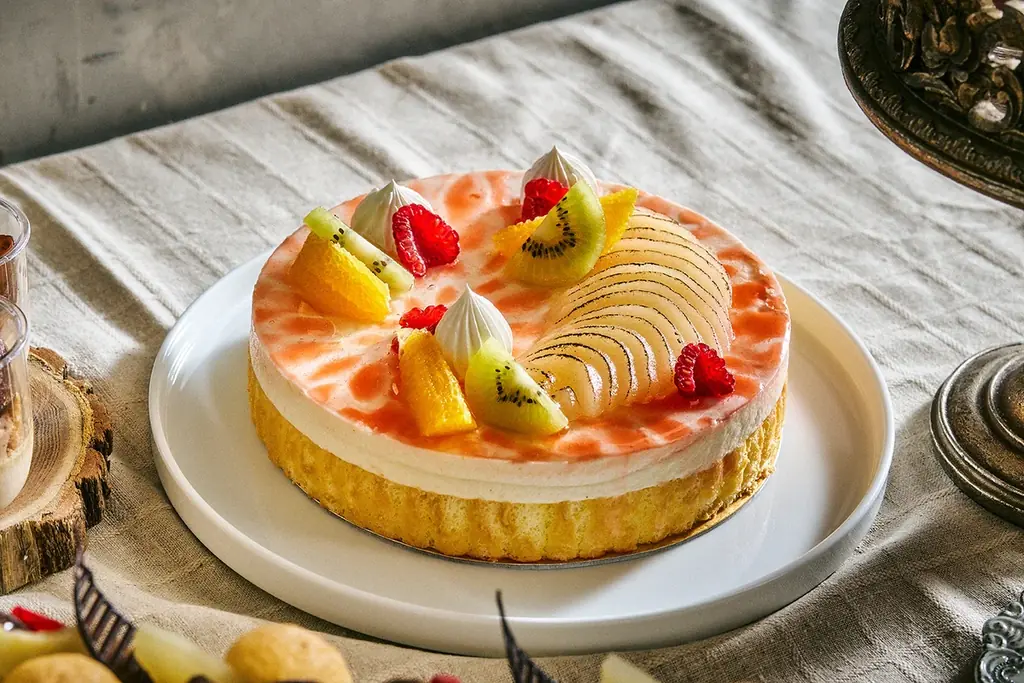 【ホテルオークラ東京ベイ】栗と洋梨を満喫するスイーツブッフェを11月に開催 画像 3