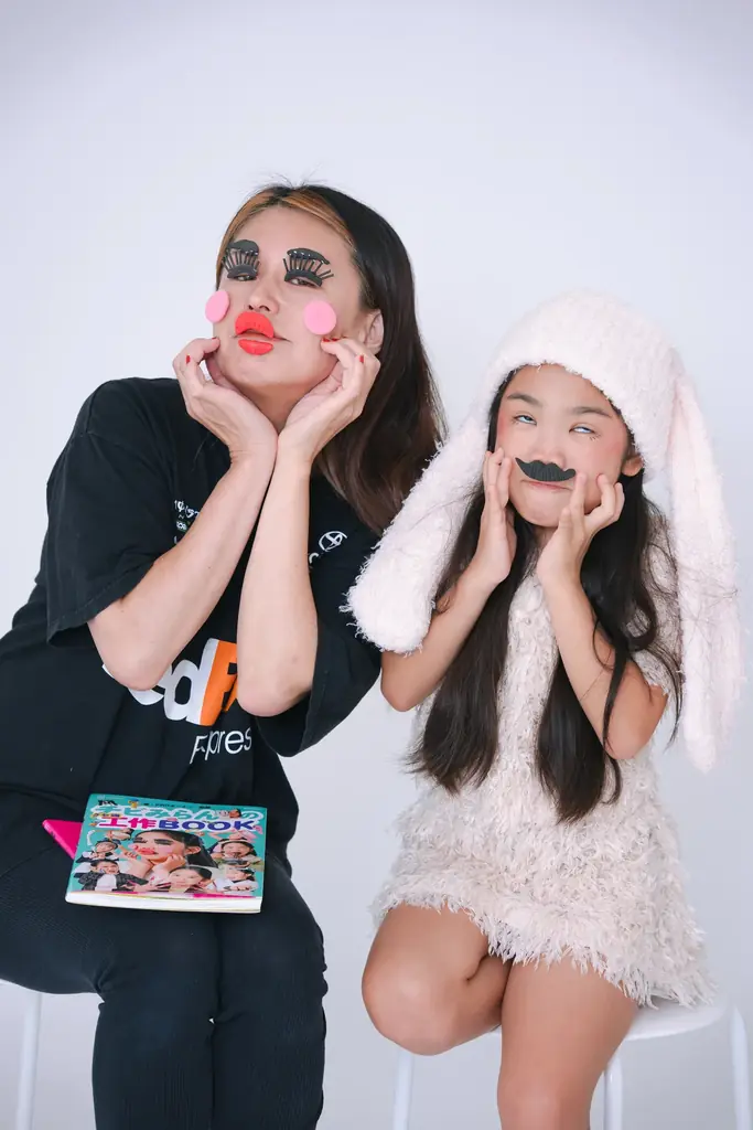 イガリシノブ『小学生のメイク本』が4刷重版！子どもたちへのプレゼント企画として2025年秋「ラブブなりきりメイク」を無料公開！ 画像 4