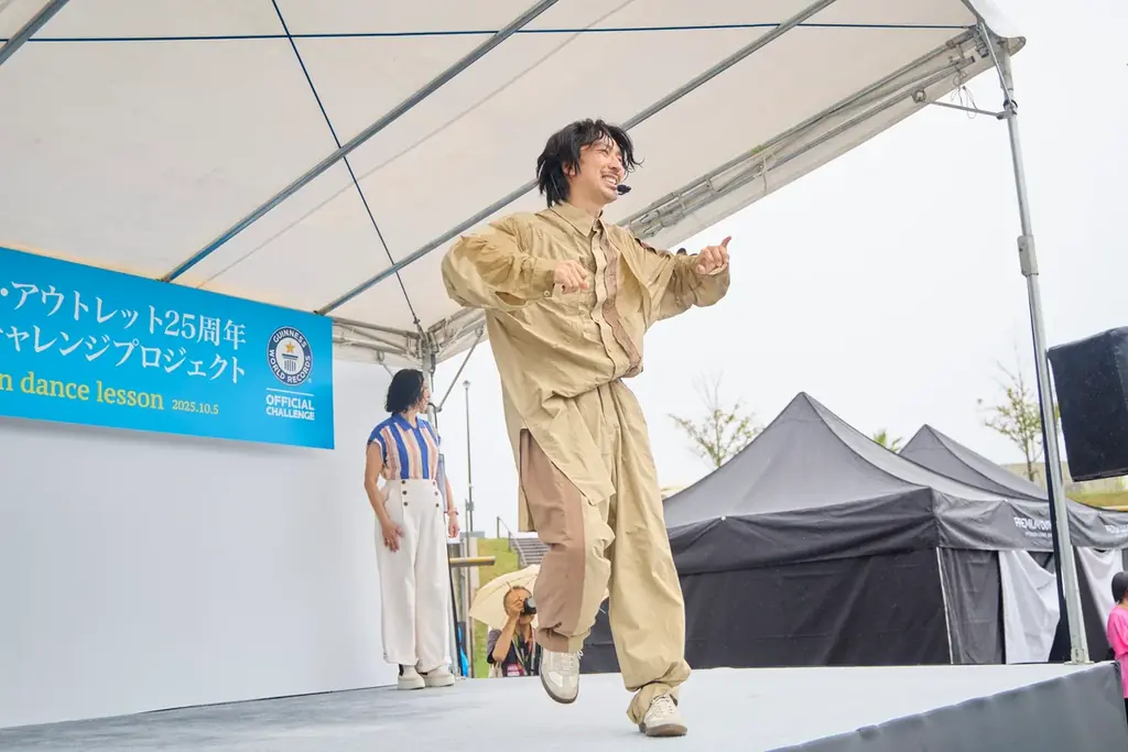 りんくうアウトレット ギネス世界記録™達成！開業25周年記念イベントで縁ある「最大のチャールストンダンスレッスン」成功 TAKAHIRO氏と296名の挑戦で「ダンスの街・大阪」から世界へ 画像 16
