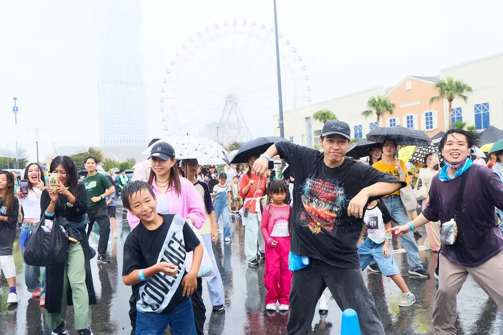 りんくうアウトレット ギネス世界記録™達成！開業25周年記念イベントで縁ある「最大のチャールストンダンスレッスン」成功 TAKAHIRO氏と296名の挑戦で「ダンスの街・大阪」から世界へ 画像 19