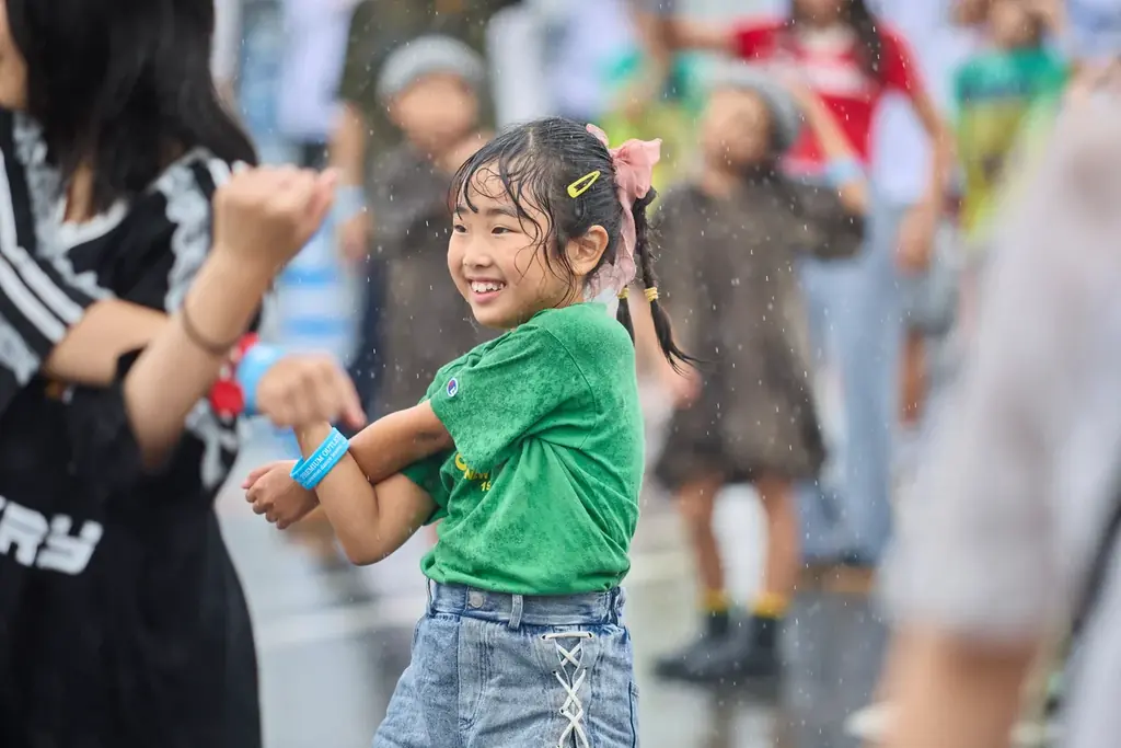 りんくうアウトレット ギネス世界記録™達成！開業25周年記念イベントで縁ある「最大のチャールストンダンスレッスン」成功 TAKAHIRO氏と296名の挑戦で「ダンスの街・大阪」から世界へ 画像 6