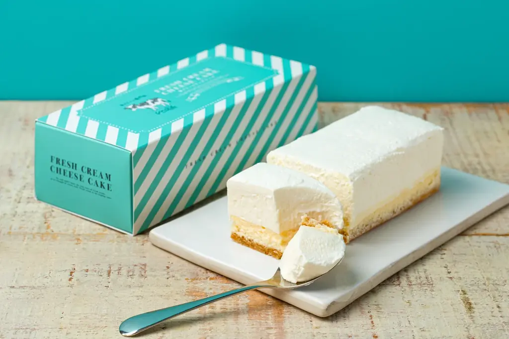 10/8発売　究極の生クリームチーズケーキがよりミルキーに