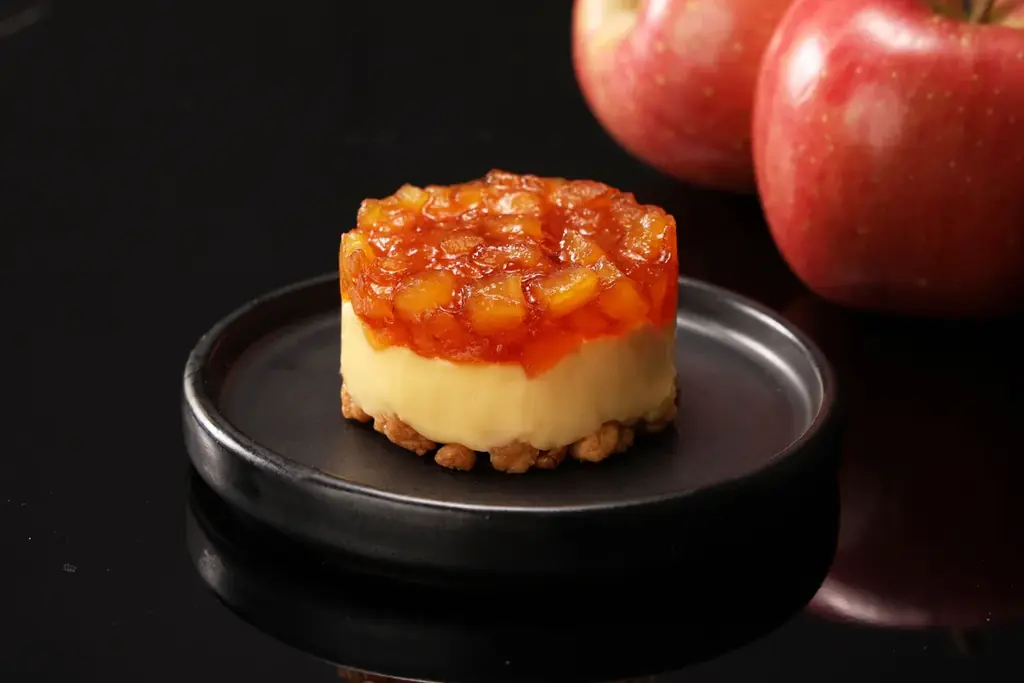 「ローソン」、「ザ・キャピトルホテル 東急」、「東急ストア」3社で共同開発。ザ・キャピトルホテル 東急のシェフパティシエ 安里 哲也氏監修のスイーツを3品発売 画像 6