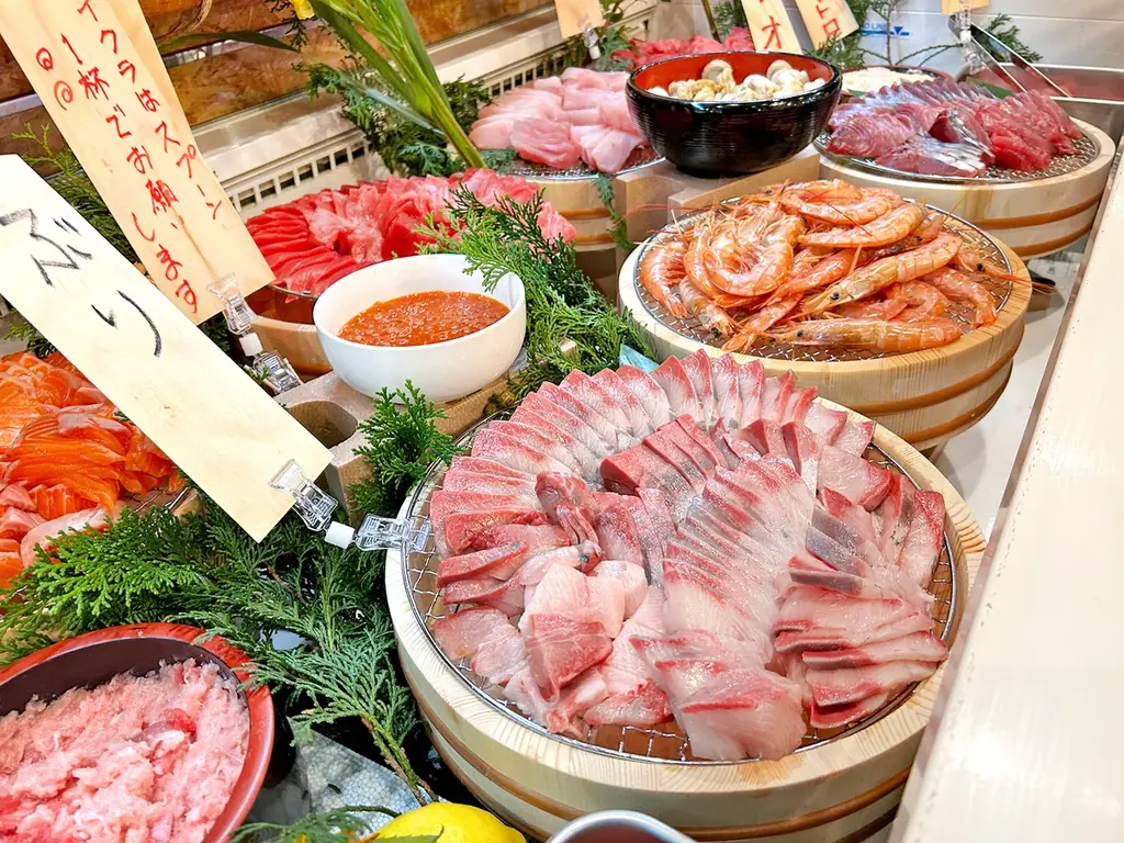 【神奈川県・秦野市】テレビでも話題の 刺身食べ放題「漁港食堂 秦野店」9月20日にNEW OPEN！ 画像 2