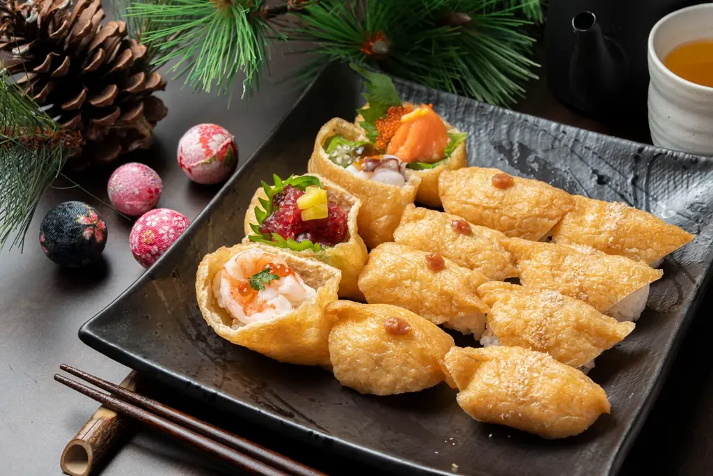 【ご予約受付中】メディアでも取り上げられた「冷凍いなりおせち」の予約受付開始！12月21日までの期間限定完全予約商品！自宅で出来立て握りたてのいなりの味が楽しめる！ 画像 4