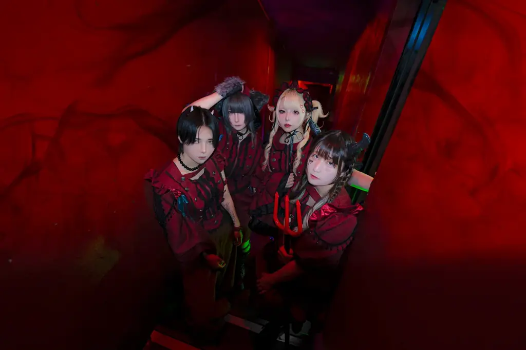 ミッドナイトクロウラー発売