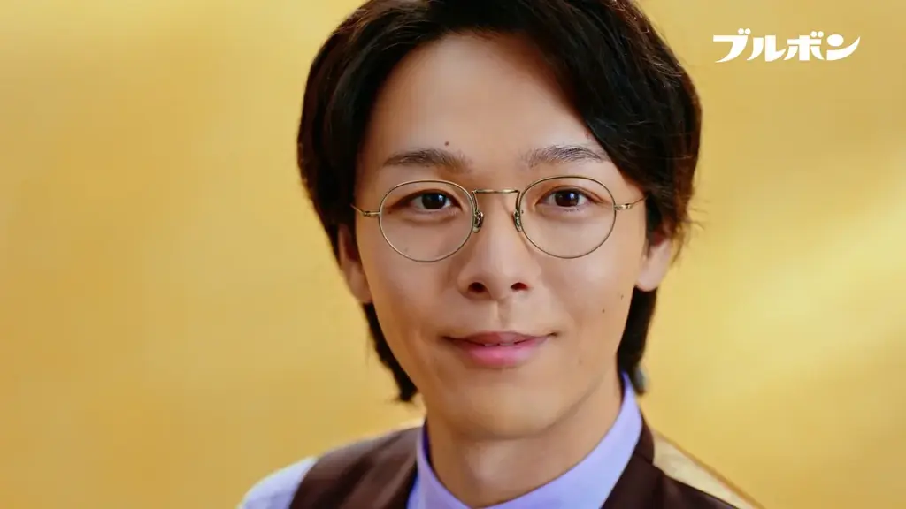 中村 倫也（なかむら ともや）さん・宮世 琉弥（みやせ りゅうび）さんが楽しみ方を発見！ブルボンのオリジナルビスケットシリーズ新TVCM「彩るビスケット」篇 10月14日（火）放映予定 画像 2