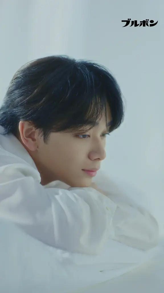 中村 倫也（なかむら ともや）さん・宮世 琉弥（みやせ りゅうび）さんが楽しみ方を発見！ブルボンのオリジナルビスケットシリーズ新TVCM「彩るビスケット」篇 10月14日（火）放映予定 画像 6