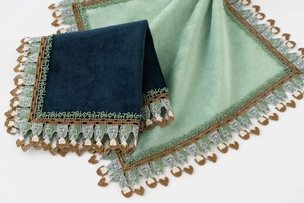 10月9日発売｜きものやまと×近沢のKIMONO GIRLタオルハンカチ