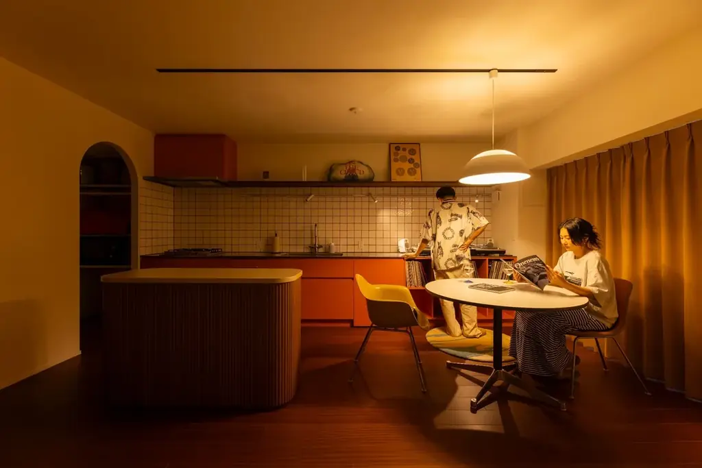 【初公開】生活感を隠し、趣味を空間の主役に！固定型DJブース×アール壁が彩るミッドセンチュリーモダンリノベ見学会｜名古屋市昭和区 画像 4