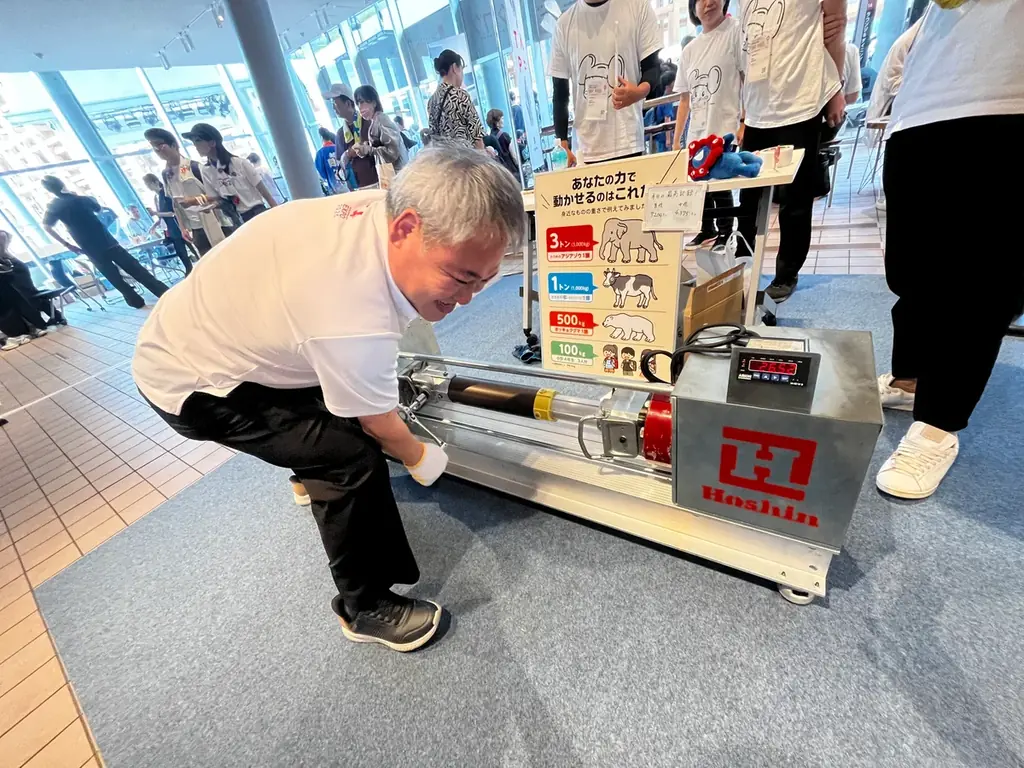 「大盛況！延べ来場11,000人超」大阪・関西万博「ものづくりテーマパーク」に出展しました 　～門真市長もスーパーSSジャッキを体験～ 画像 4