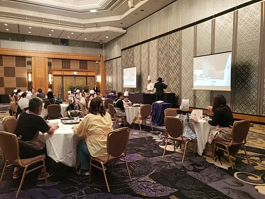 女の子の憧れの職業No.1！ハロウィンに贈る1日限りのパティシエ体験イベント開催 画像 2