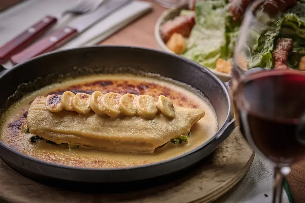 「大井町トラックス」に新たなレストラン・ルーフトップバーが誕生「The TAILOR YARD MAIN DINING」「The TRAVELERS HOUSE ROOFTOP BAR」 画像 3