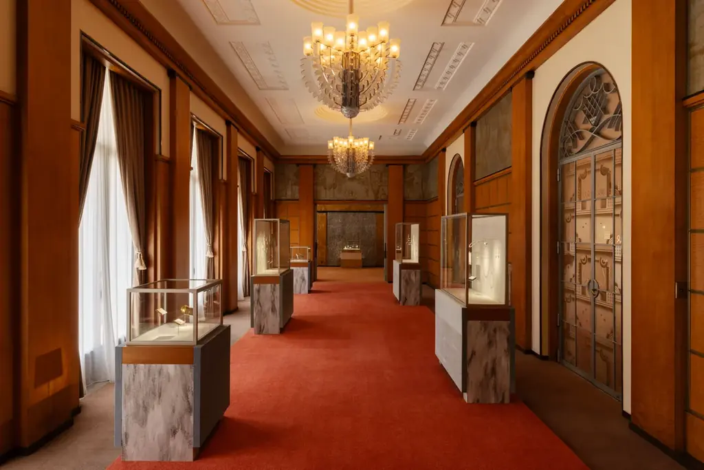 「永遠なる瞬間　ヴァン クリーフ＆アーペル ― ハイジュエリーが語るアール・デコ」　東京都庭園美術館にて開幕 画像 2