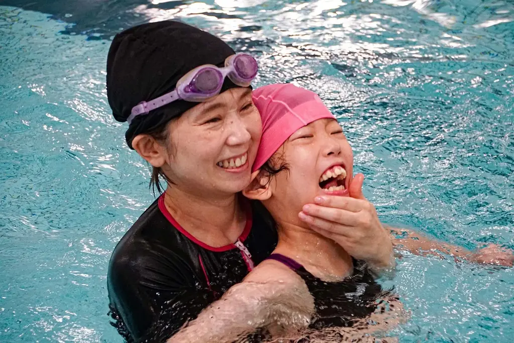 “水と共に、笑顔があふれる” ― 11月24日／障がい者スイミング発表会を開催 画像 4