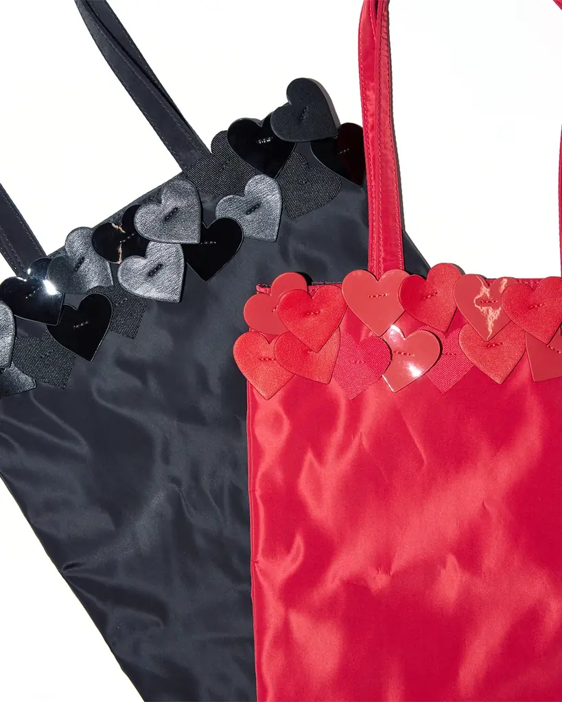 今年も登場！【Firsthand×OUTDOOR PRODUCTS× BASICKS 】のトリプル別注BAG 新作はハートのパッチが遊び心のあるデザイン 画像 5