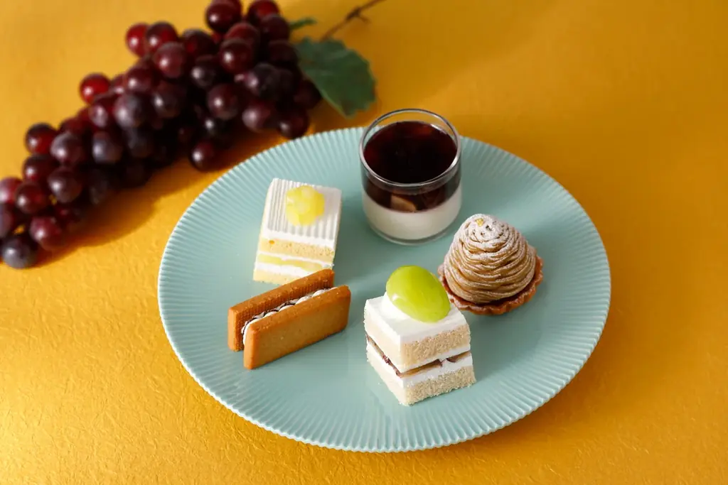 今年初登場のスイーツも！“栗とぶどう”の旬を愉しむアフタヌーンティーセット 画像 3