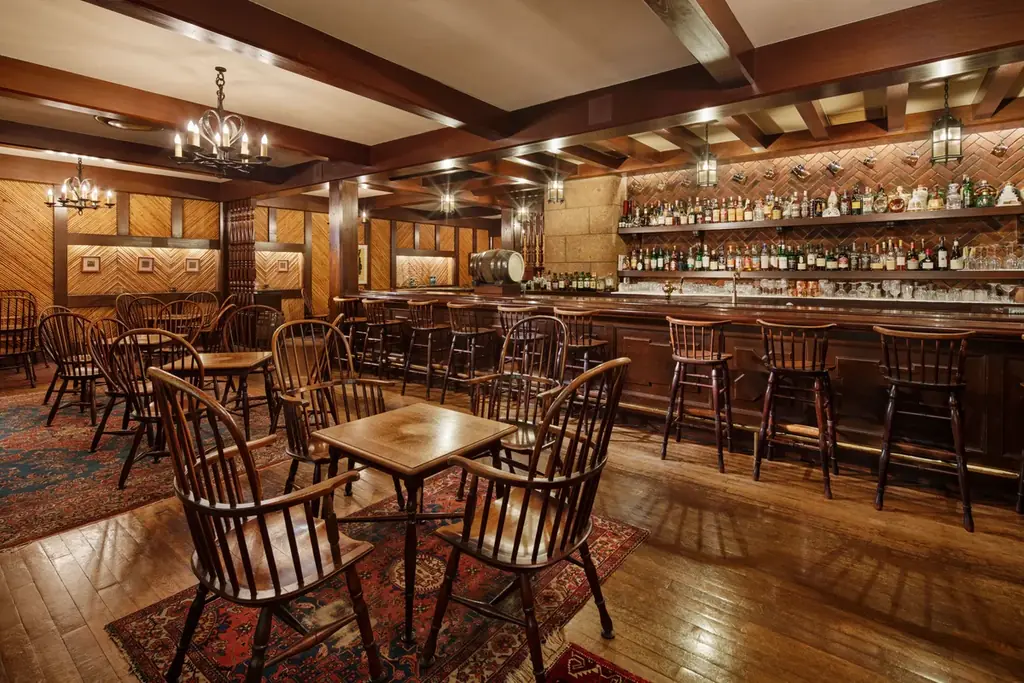 【リーガロイヤルホテル大阪】「リーチバー開業60周年記念ウイスキー」を販売 画像 2