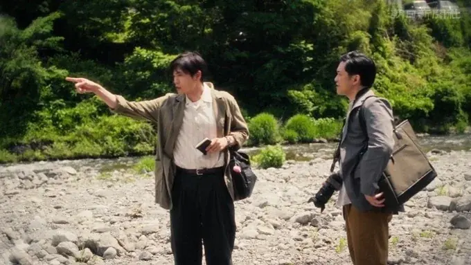 松下洸平さん、見上愛さんが朝日新聞記者を演じるドラマ３話公開 画像 3