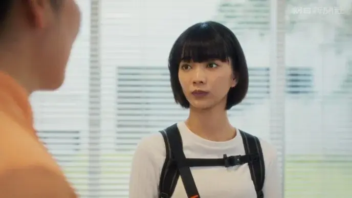 松下洸平さん、見上愛さんが朝日新聞記者を演じるドラマ３話公開 画像 5