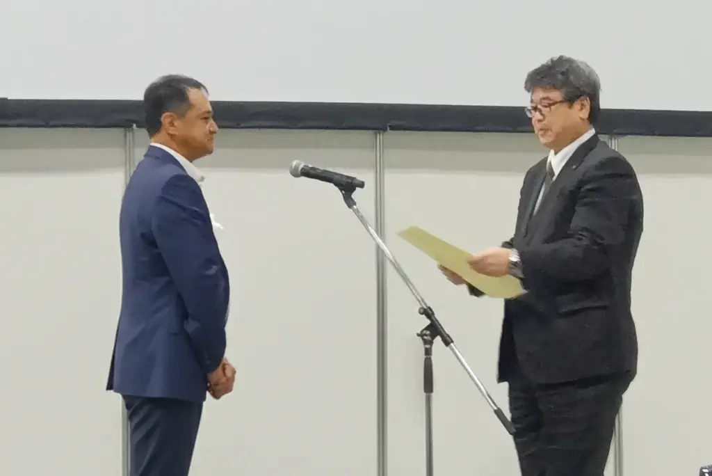 奥村印刷の新製品「皿になるパッケージ beakx」が快挙！JAPAN PACK AWARDS 2025 包装資材関連カテゴリーで 最優秀賞を受賞 画像 2