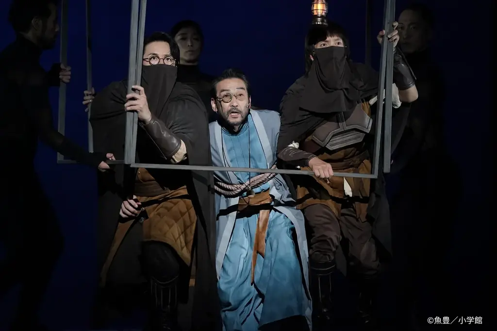 【写真・コメント】舞台『チ。 ―地球の運動について―』ついに開幕！【出演：窪田正孝、三浦透子、大貫勇輔、吉柳咲良、吹越 満、成河、 森山未來ほか】 画像 10