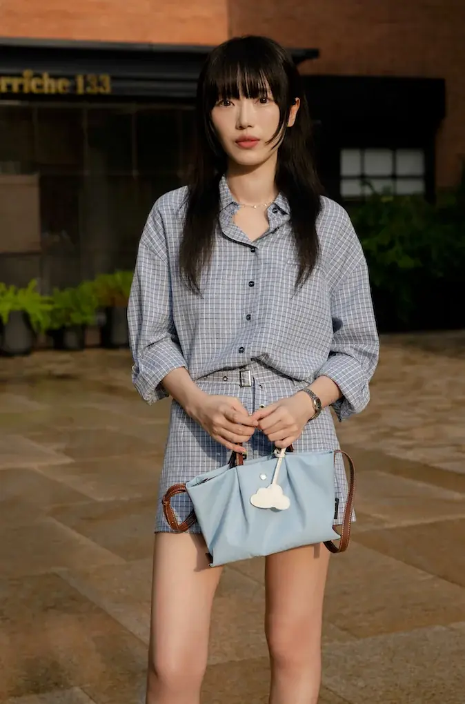 中国SNS「小紅書(REDNOTE）」で大バズ。1日1,500個売れた肩楽シリーズから特別仕様の新作登場！　〈Kind Blue Campaign〉を心斎橋から世界へ 画像 10