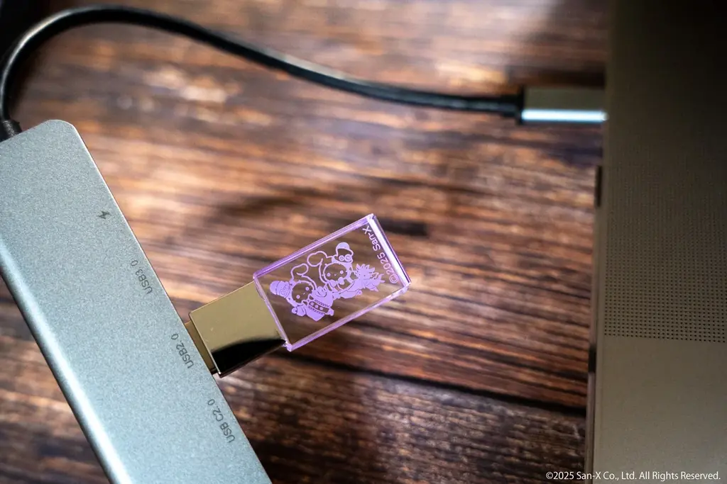 大切なデータを、団長・シャッポがそっと見守る！5種類のデザインが選べて名入れもできるクリスタルUSBメモリ『センチメンタルサーカス クリスタルUSBメモリコレクション』 画像 4